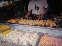 -小魏哥果仁烤面筋