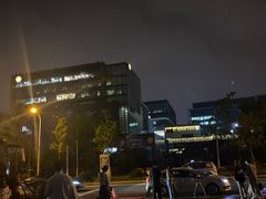 -英皇UA电影城(虹桥天地店)