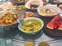 -海派美食·家宴海鲜青岛菜·石锅鲽鱼头(东方城店)