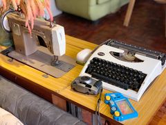 -84那年咖啡馆(李沧万达店)