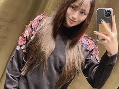 -GIVENCHY(佛罗伦萨小镇奥莱店)