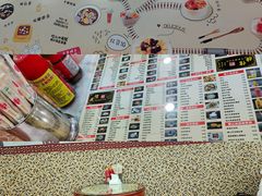 餐具摆设-捷信牛奶甜品世家(柳巷店)
