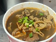 -中山牛肉肥肠粉面馆(军工社区店)