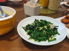 -赶海部落海鲜城(海阳路店)