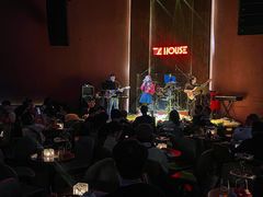 -TZ House音乐现场(来福士中心店)