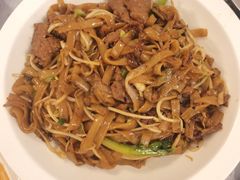 干炒牛河-粤·向群饭店(龙津东路总店)