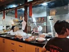 -老房老舍重庆火锅(假日城市店)