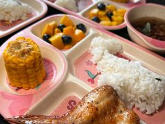 -公园北鹿·铃兰餐厅(齐盛湖店)