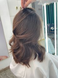 -MODEL'S HAIR