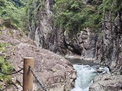 -楠溪江石桅岩