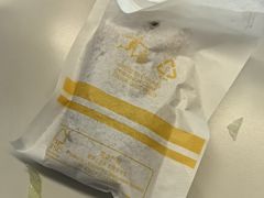-麦当劳(上海虹桥站30B检票口楼上)
