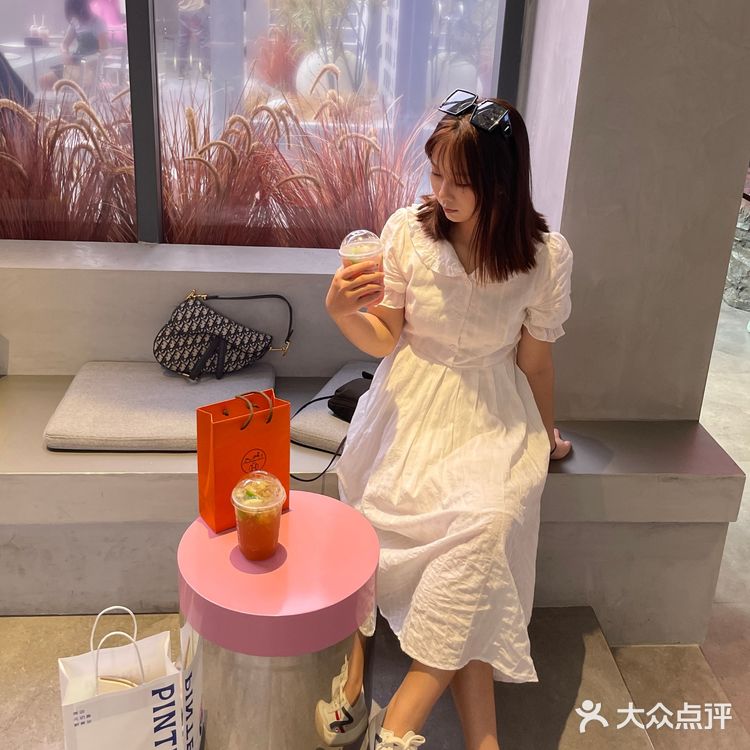 新晋网红拍照地[调皮]这家奶茶我爱