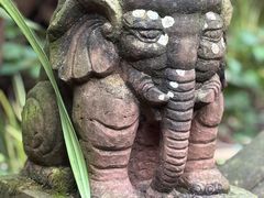 -峨眉山报国寺