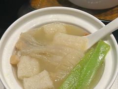 鲨鱼骨汤炖鱼翅-闽和南(深圳万象城店)
