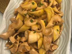 -老季市·三代非遗传承·地标美食老汁鸡(工农路店)
