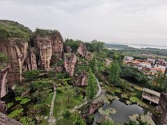 -广州莲花山旅游区