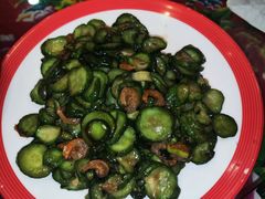 -闯关东东北农家菜(崂山石老人店)