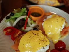 三文鱼班尼迪克蛋-CafeDuVillage乡村咖啡馆(美邻苑店)