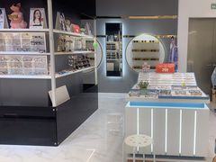 -沫芮眼镜·蔡司·依视路·尼康明月(环创店)