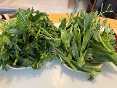 -沈记酸菜牛肉火锅店(九号路店)
