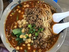 -丁丁猫重庆小面(徐州路店)