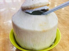椰子水-新峰肉骨茶