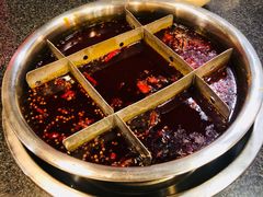 -邓莽子老火锅(中兴路总店)