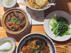 -沪西老弄堂面馆(定西路店)