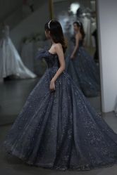 -艾米丽婚纱礼服
