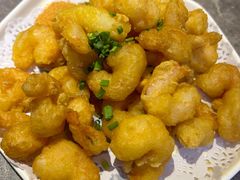 软炸虾仁-闫府私房菜·百年鲁菜(恒隆店)
