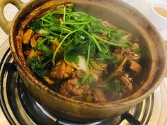 招牌家鸡煲-渝君重庆火锅(嘉宾路店)