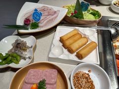 -海底捞火锅鲜切牛肉主题店(长寿路店)