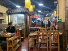 大堂-东镇老火锅(长春路首店)