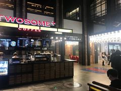 -CGV影城(滨江天街IMAX店)