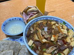 -门框胡同百年卤煮(鸟巢店)