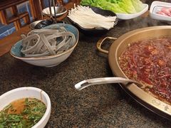 -小天鹅火锅·一线江景洪鼎旗舰店(洪崖洞店)
