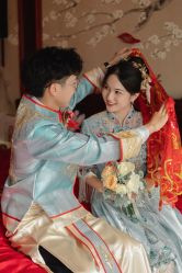 -艾米丽婚纱礼服