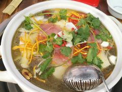 -云南印象昭通天麻火腿鸡(新疆石油花园二期店)
