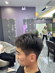 -藤野造型烫染·漂发