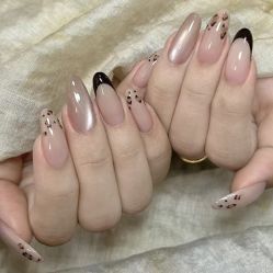 点击看大图 -桃色美甲沙龙