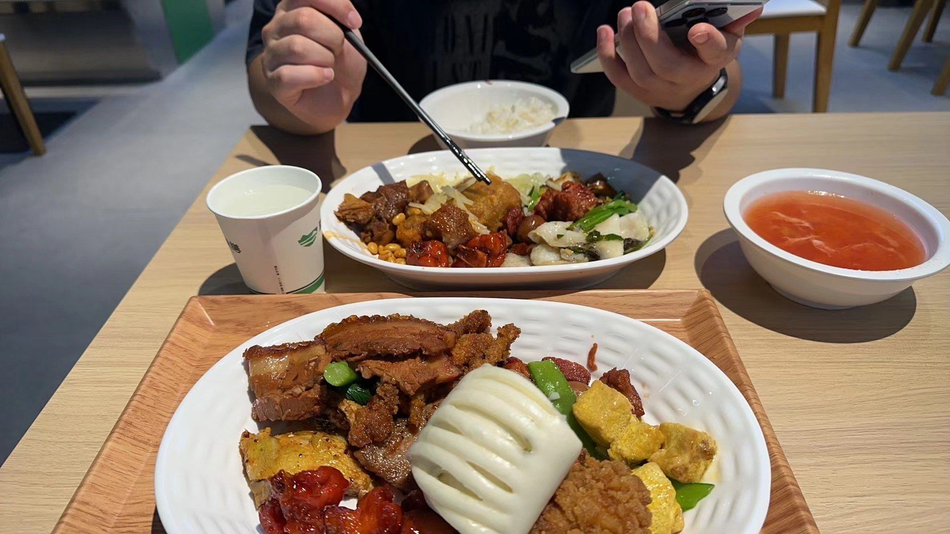 以前在永川我们家就一直爱去吃,(而且以前一直以为我爸妈不爱吃快餐