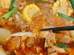 -沙胆彪炭炉牛杂煲(上海日月光广场店)