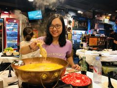 -鲜入围煮花胶鸡海鲜火锅