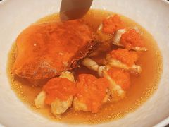 鸡油花雕蒸三门蟹-杭州西子湖四季酒店·金沙厅