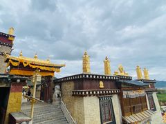 -噶丹松赞林寺