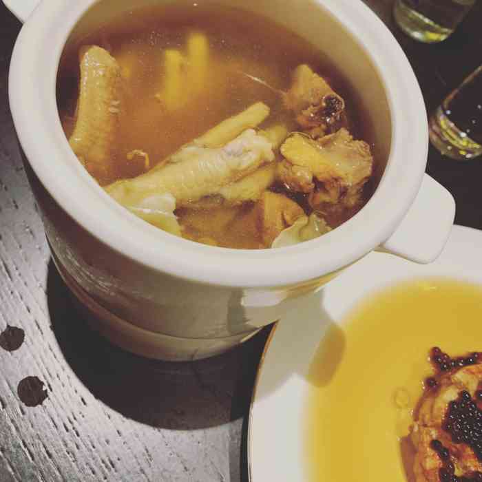 甄御-"这家餐厅是青岛当地的朋友带着来的.从门脸."-大众点评移动版