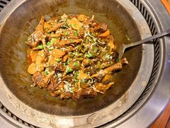 -山河屯铁锅炖(哈西站店)