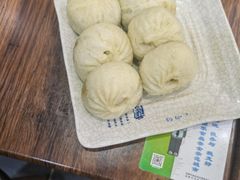 食而百酱肉包-食而百(北门大桥店)