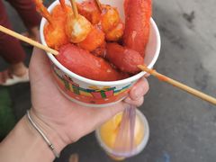 -席娜卡琳火车铁道夜市