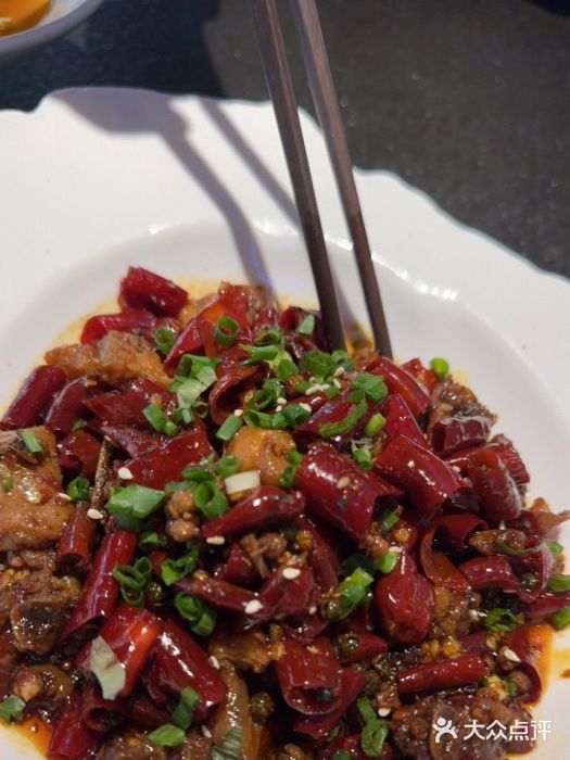 万重锦·人文川菜馆(骡马市店)图片